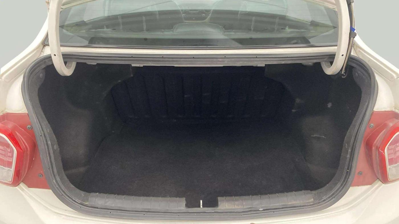 2014 Hyundai Xcent SX 1.2, Petrol, Manual, 83,140 km, Boot Inside
