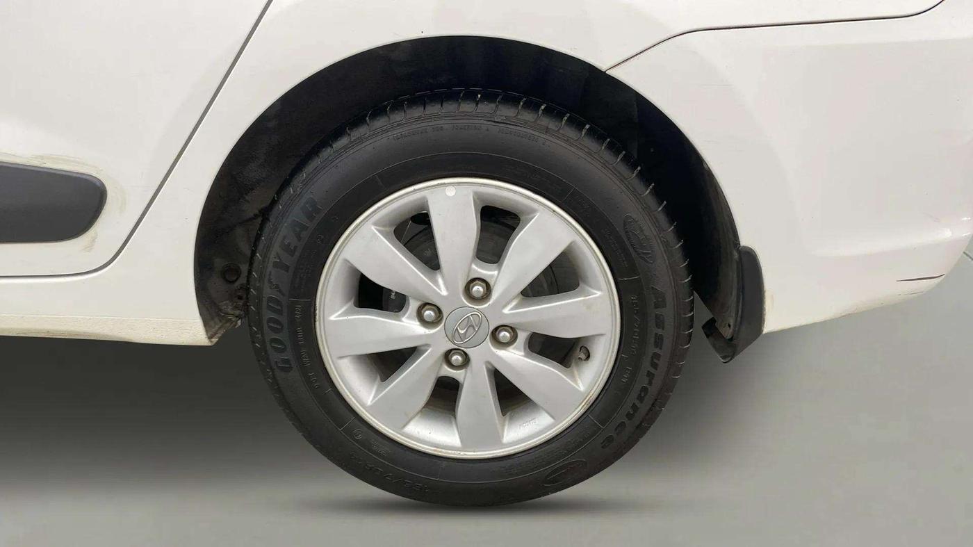 2014 Hyundai Xcent SX 1.2, Petrol, Manual, 83,140 km, Left Rear Wheel