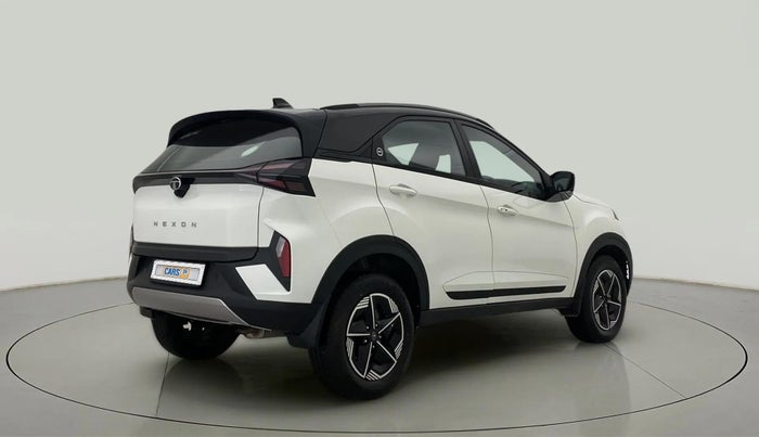 2024 Tata NEXON FEARLESS + SUNROOF DCA DUAL TONE 1.2 PETROL, Petrol, Automatic, 13,176 km, Right Back Diagonal