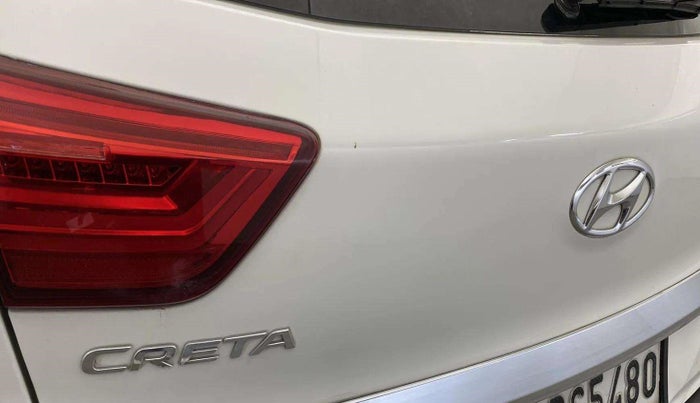 2018 Hyundai Creta SX (O) 1.6 PETROL, Petrol, Manual, 67,980 km, Dicky (Boot door) - Paint has minor damage