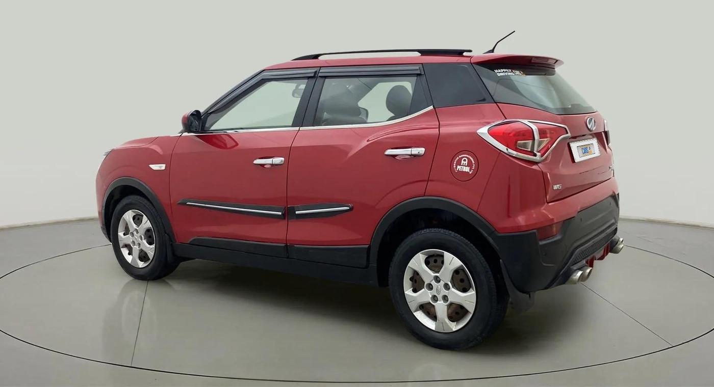 2020 Mahindra XUV300 W6 1.2 PETROL, Petrol, Manual, 51,571 km, Left Back Diagonal