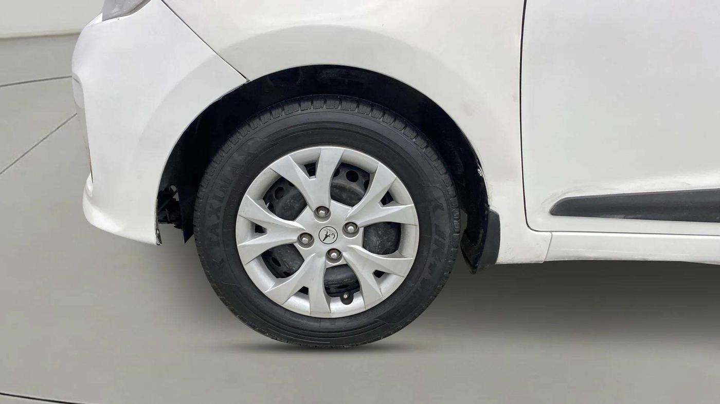2017 Hyundai Grand i10 MAGNA 1.2 KAPPA VTVT, Petrol, Manual, 97,229 km, Left Front Wheel