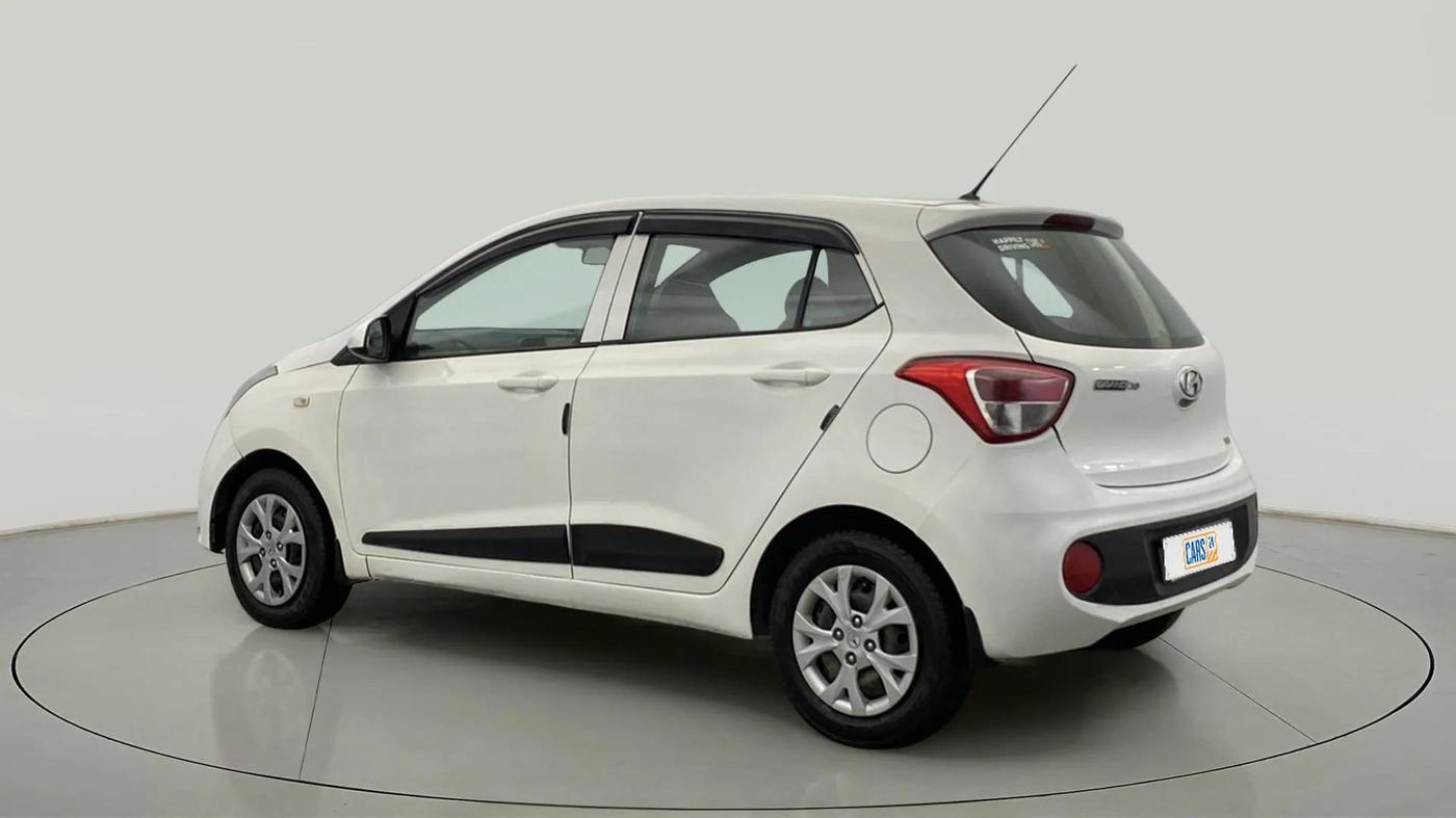 2017 Hyundai Grand i10 MAGNA 1.2 KAPPA VTVT, Petrol, Manual, 97,229 km, Left Back Diagonal