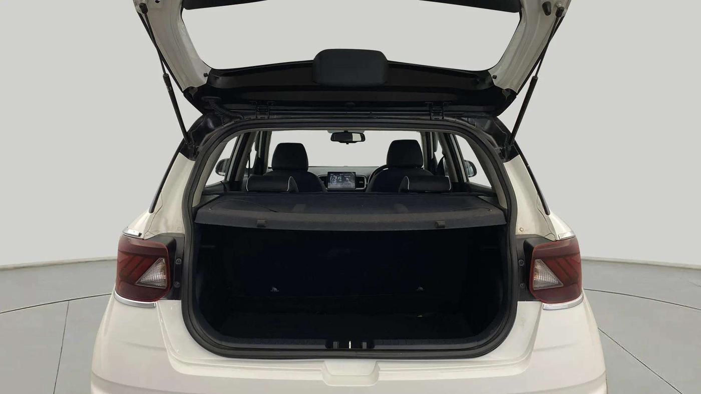 2019 Hyundai VENUE SX PLUS 1.0 TURBO DCT DUAL TONE, Petrol, Automatic, 95,459 km, Boot Inside