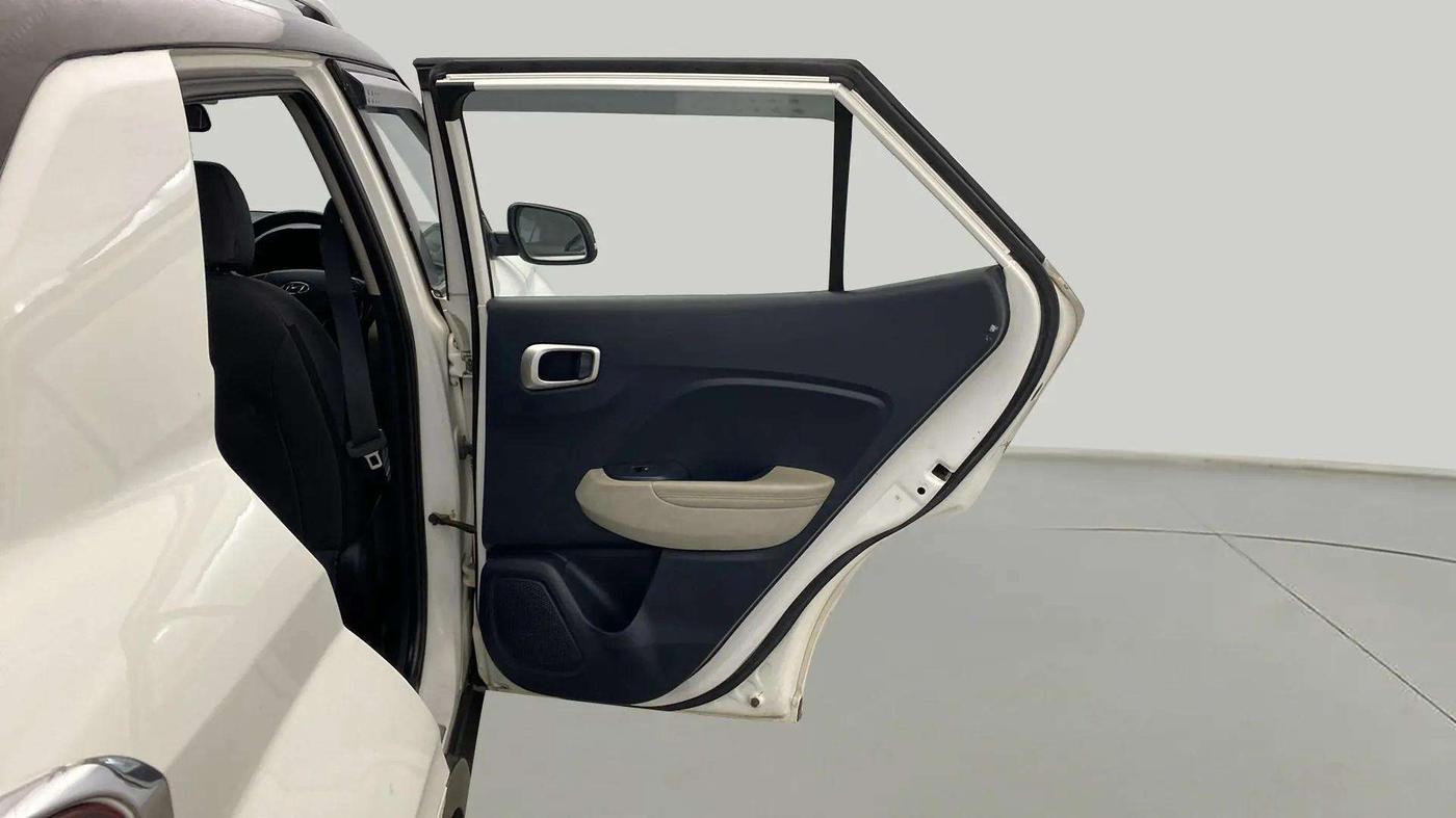 2019 Hyundai VENUE SX PLUS 1.0 TURBO DCT DUAL TONE, Petrol, Automatic, 95,459 km, RHS Rear Door