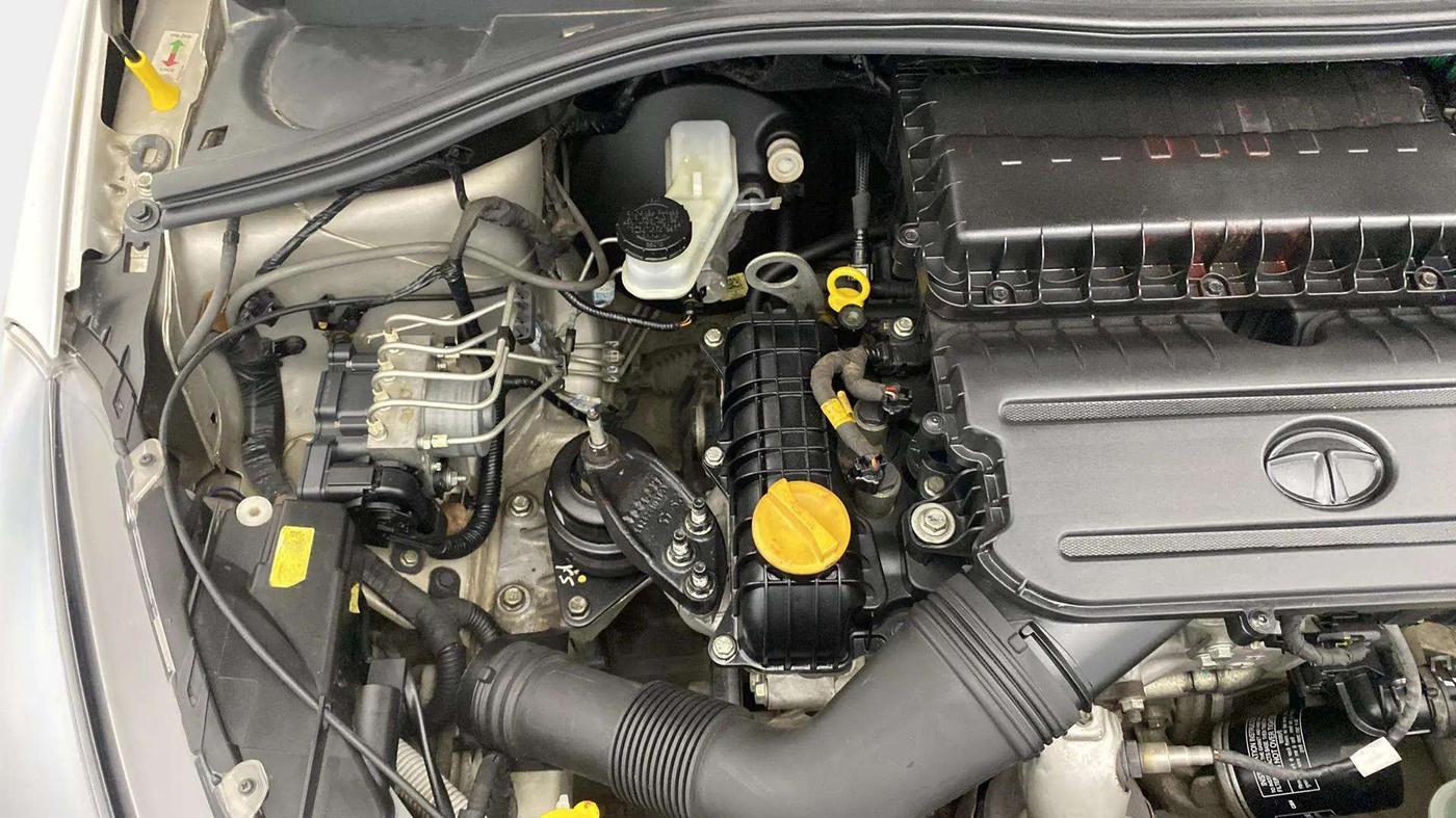 2021 Tata Tiago XZ PETROL, Petrol, Manual, 29,694 km, Engine View - Right