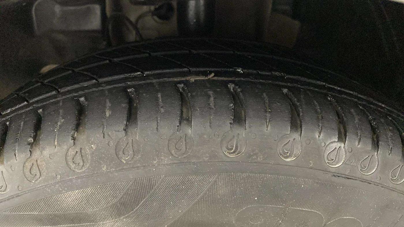2021 Tata Tiago XZ PETROL, Petrol, Manual, 29,694 km, Left Front Tyre Tread