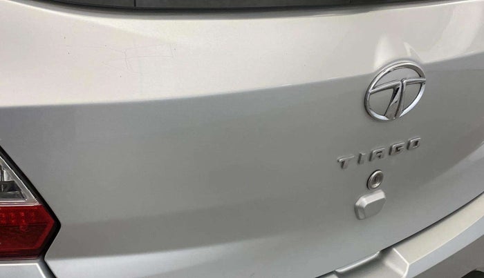 2021 Tata Tiago XZ PETROL, Petrol, Manual, 29,680 km, Dicky (Boot door) - Slightly dented