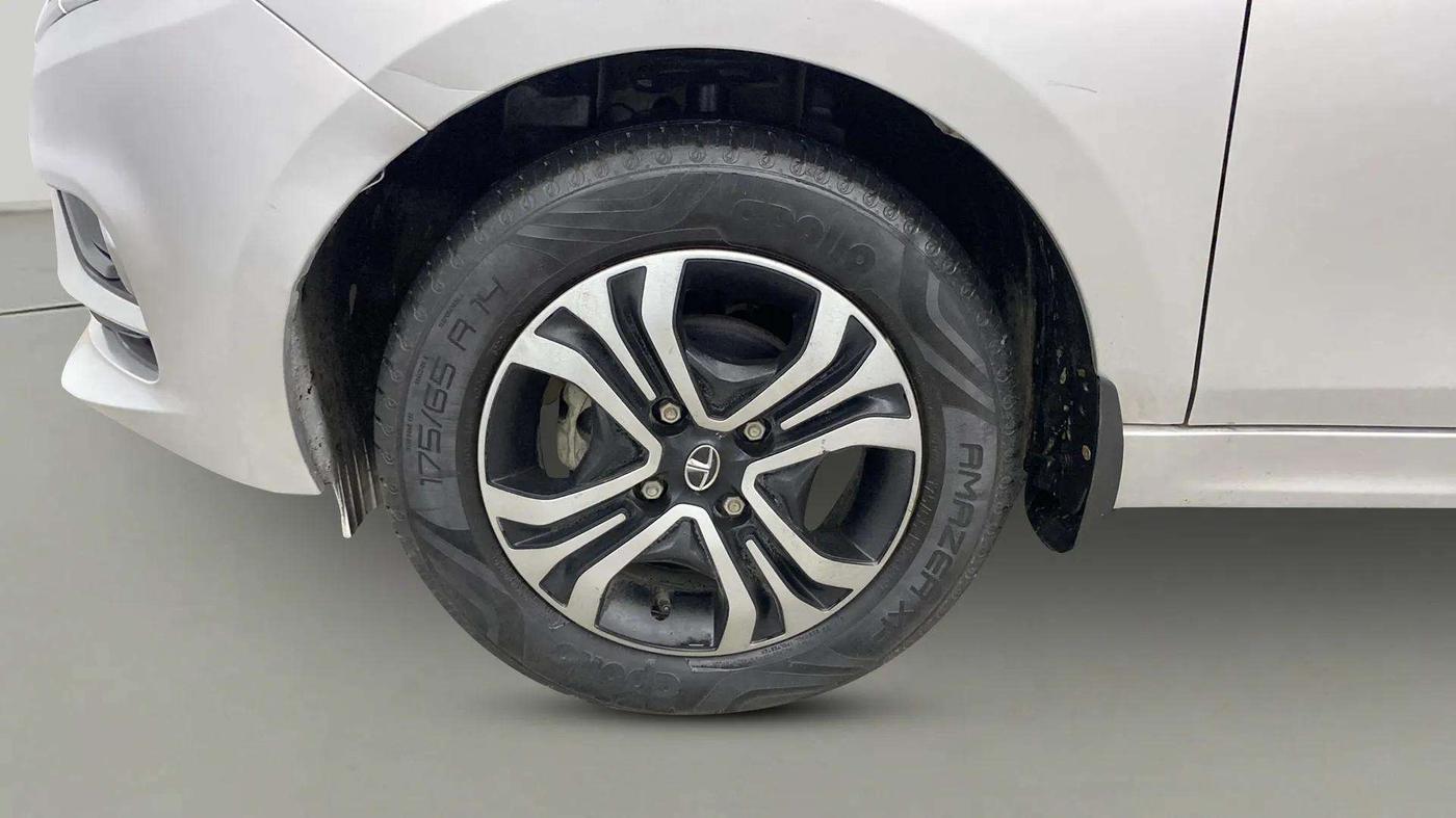 2021 Tata Tiago XZ PETROL, Petrol, Manual, 29,694 km, Left Front Wheel