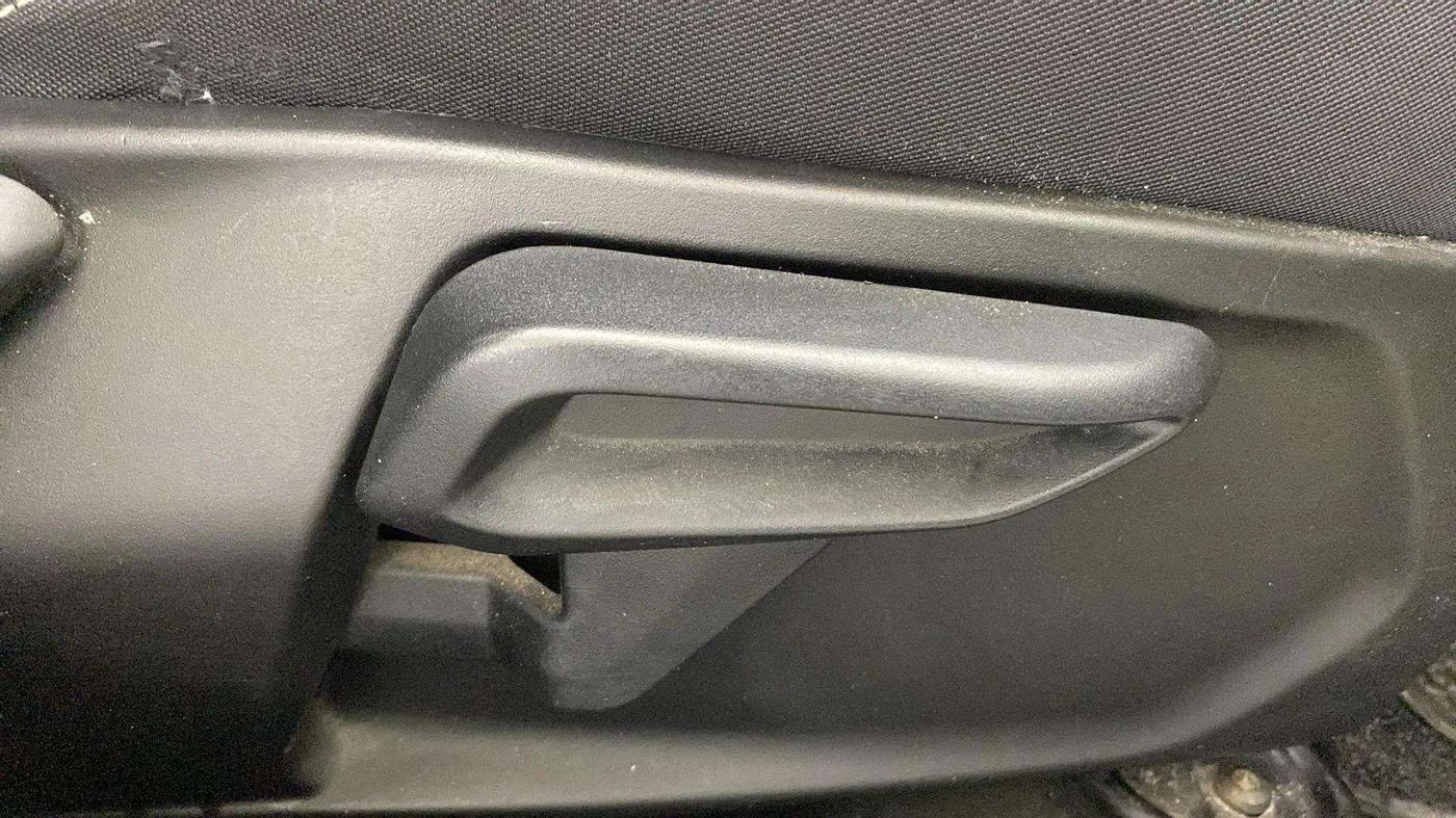 2021 Tata Tiago XZ PETROL, Petrol, Manual, 29,694 km, Driver Side Adjustment Panel