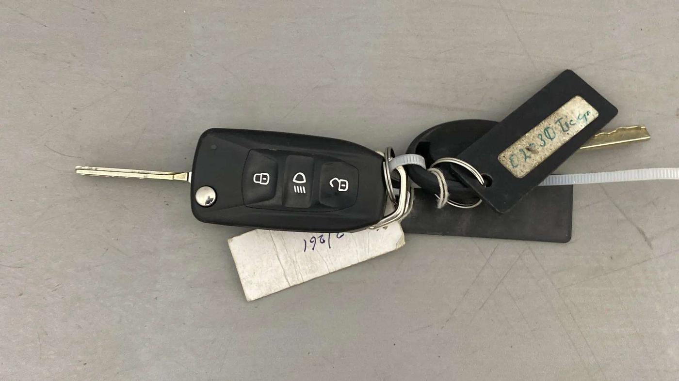 2021 Tata Tiago XZ PETROL, Petrol, Manual, 29,694 km, Key Close Up