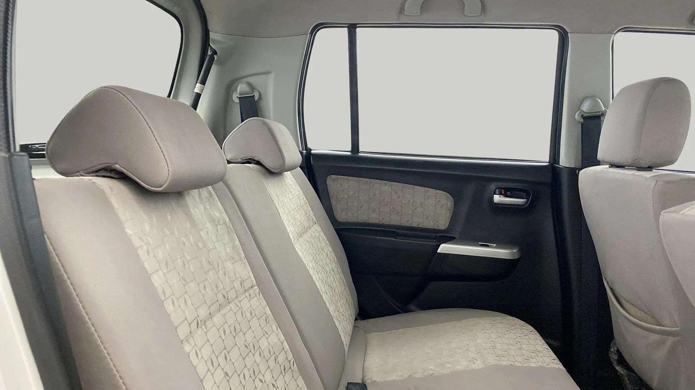 2016 Maruti Wagon R 1.0 VXI, Petrol, Manual, 12,729 km, Right Side Rear Door Cabin
