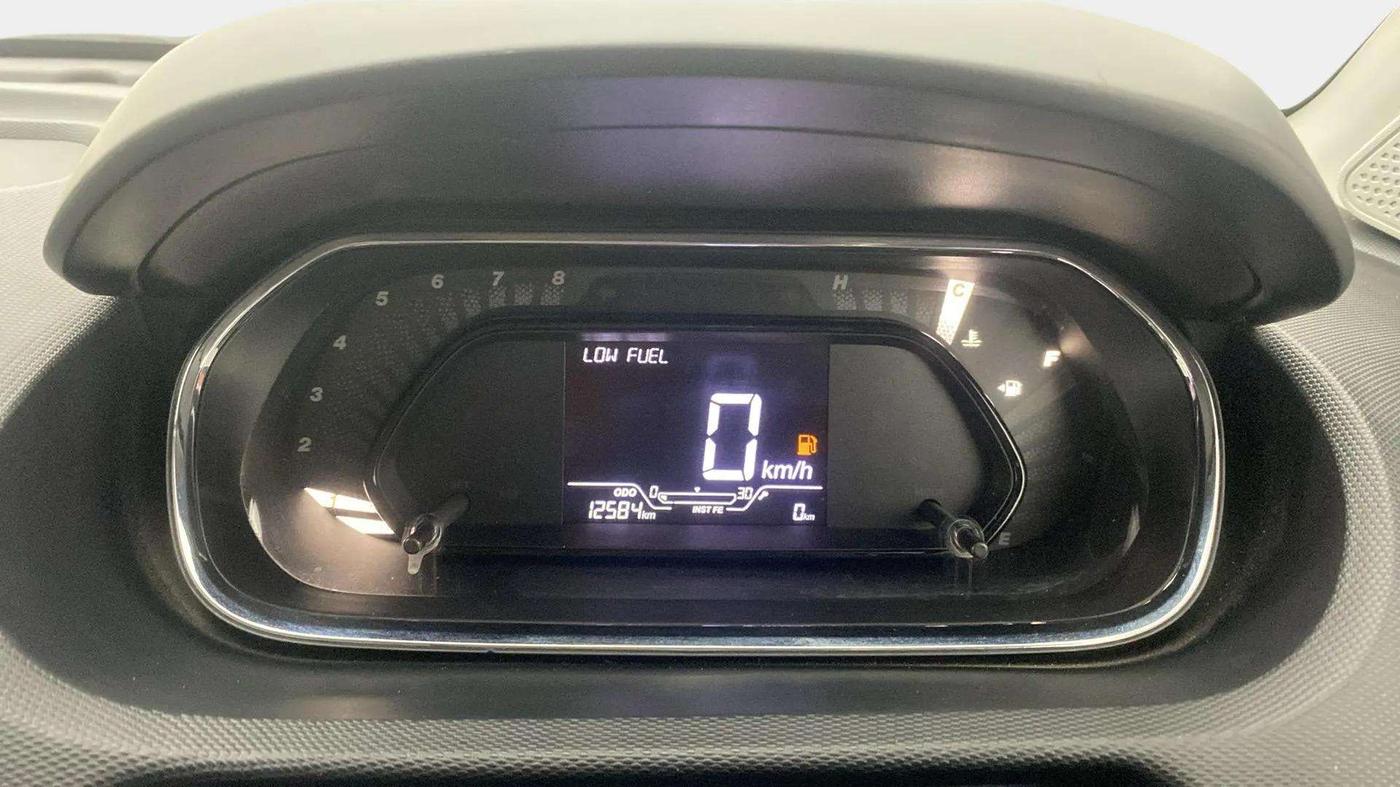 2023 Tata Tiago XT (O) PETROL, Petrol, Manual, 12,889 km, Odometer Image