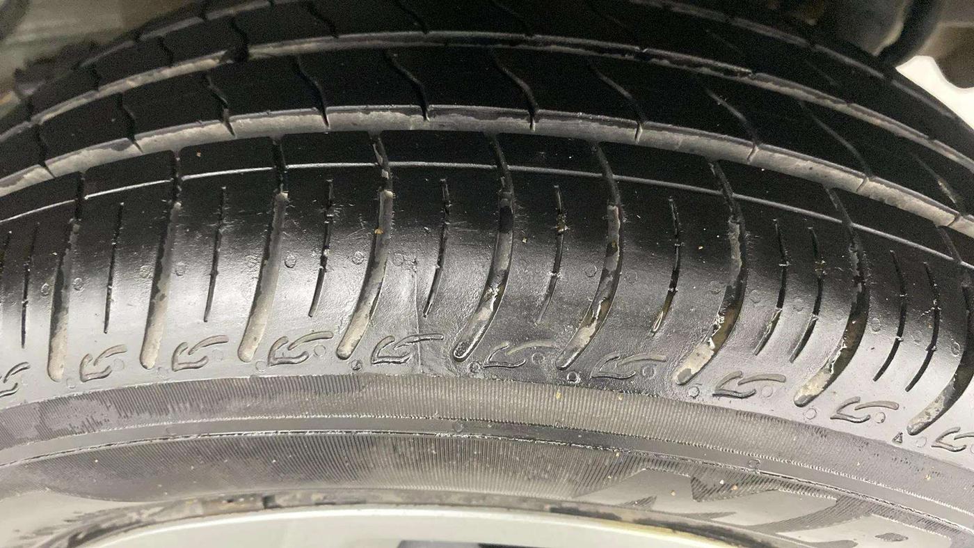 2023 Tata Tiago XT (O) PETROL, Petrol, Manual, 12,889 km, Left Rear Tyre Tread
