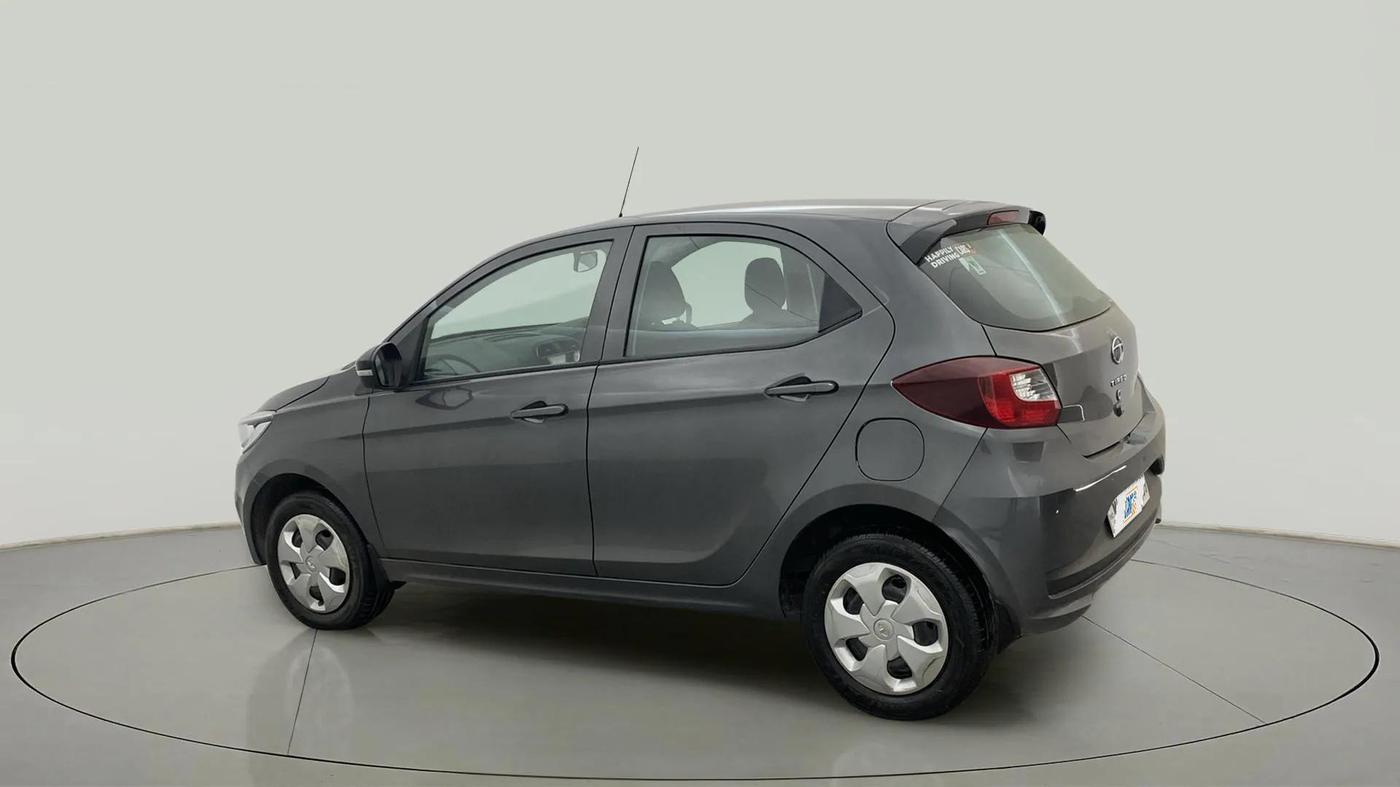 2023 Tata Tiago XT (O) PETROL, Petrol, Manual, 12,889 km, Left Back Diagonal