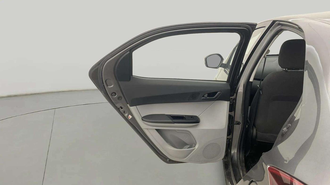 2023 Tata Tiago XT (O) PETROL, Petrol, Manual, 12,889 km, LHS Rear Door