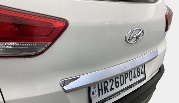 2018 Hyundai Creta SX AT 1.6 PETROL, Petrol, Automatic, 96,161 km, Dicky (Boot door) - Paint has minor damage