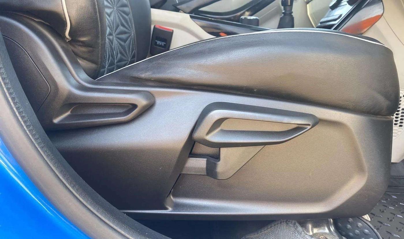 2020 Tata NEXON XZ PLUS PETROL, Petrol, Manual, 13,104 km, Driver Side Adjustment Panel