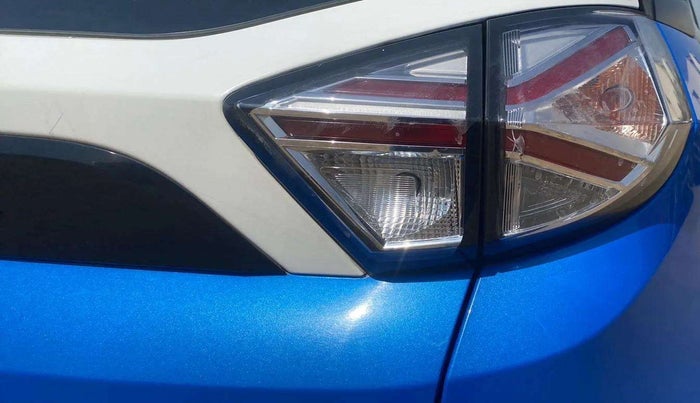 2020 Tata NEXON XZ PLUS PETROL, Petrol, Manual, 13,104 km, Right tail light - Minor damage