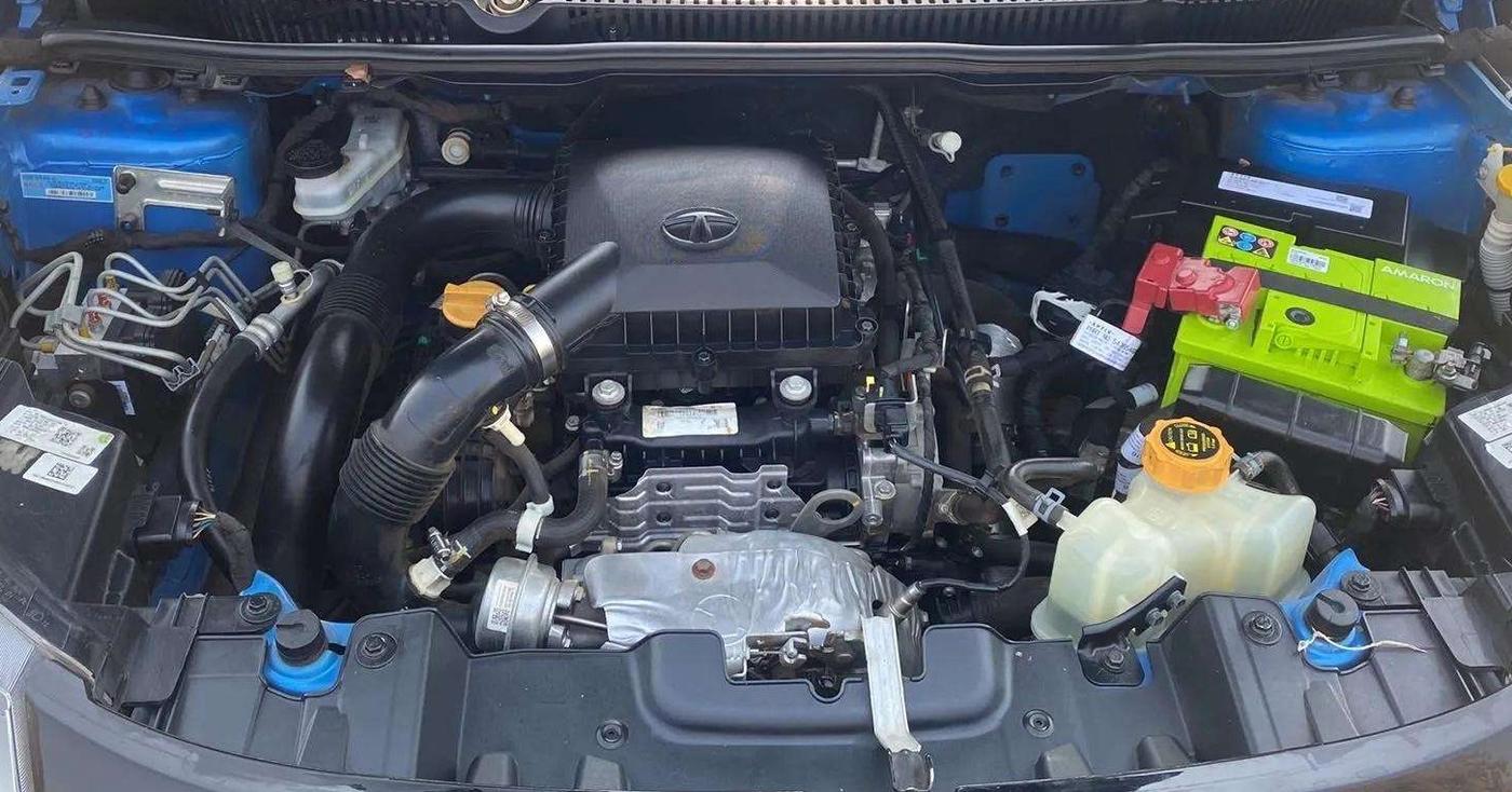 2020 Tata NEXON XZ PLUS PETROL, Petrol, Manual, 13,104 km, Open Bonet