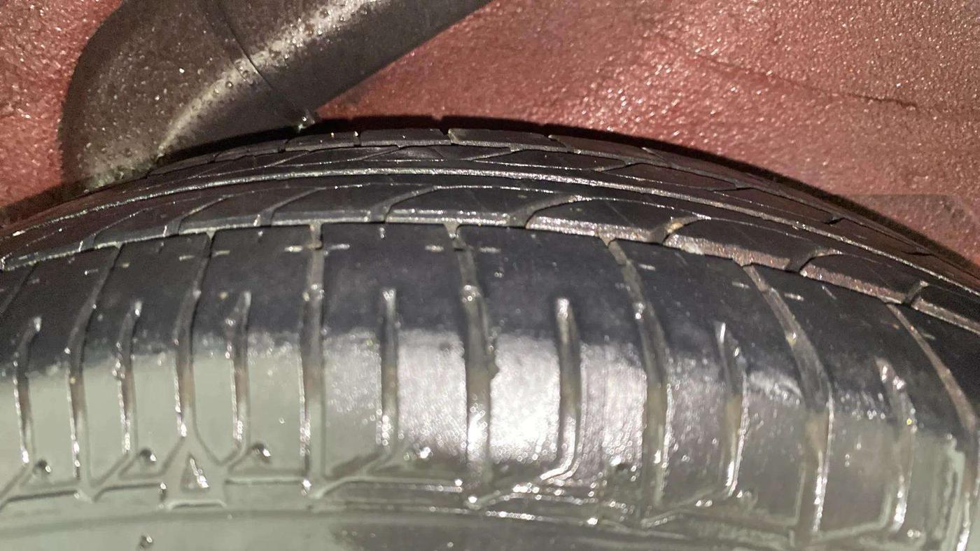 2013 Hyundai i10 ERA 1.1, Petrol, Manual, 42,191 km, Left Rear Tyre Tread