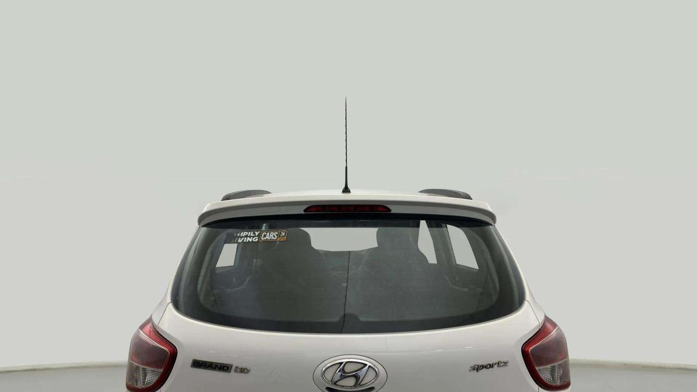 2018 Hyundai Grand i10 SPORTZ 1.2 KAPPA VTVT, Petrol, Manual, 54,804 km, Rear Windshield