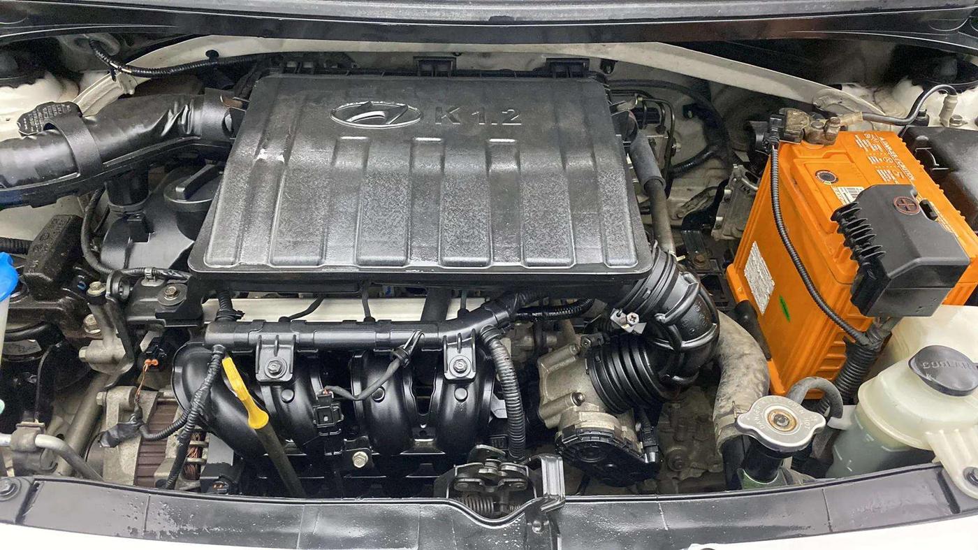 2018 Hyundai Grand i10 SPORTZ 1.2 KAPPA VTVT, Petrol, Manual, 54,804 km, Engine View