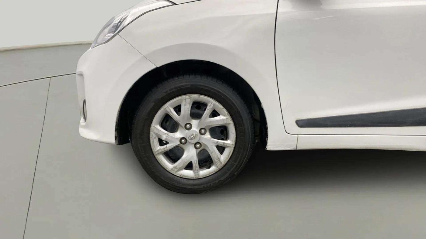 2018 Hyundai Grand i10 SPORTZ 1.2 KAPPA VTVT, Petrol, Manual, 54,804 km, Left Front Wheel