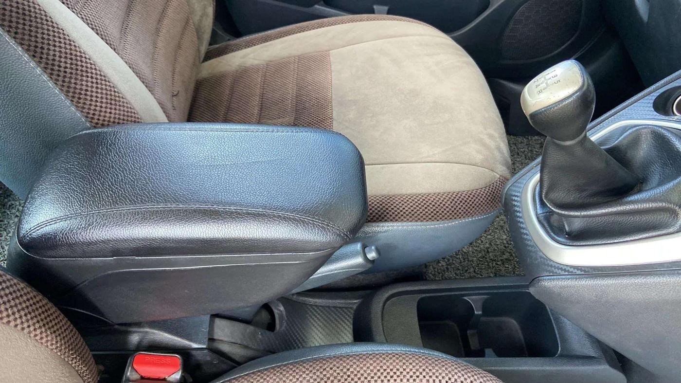 2019 Datsun Go T, Petrol, Manual, 57,081 km, Gear Lever