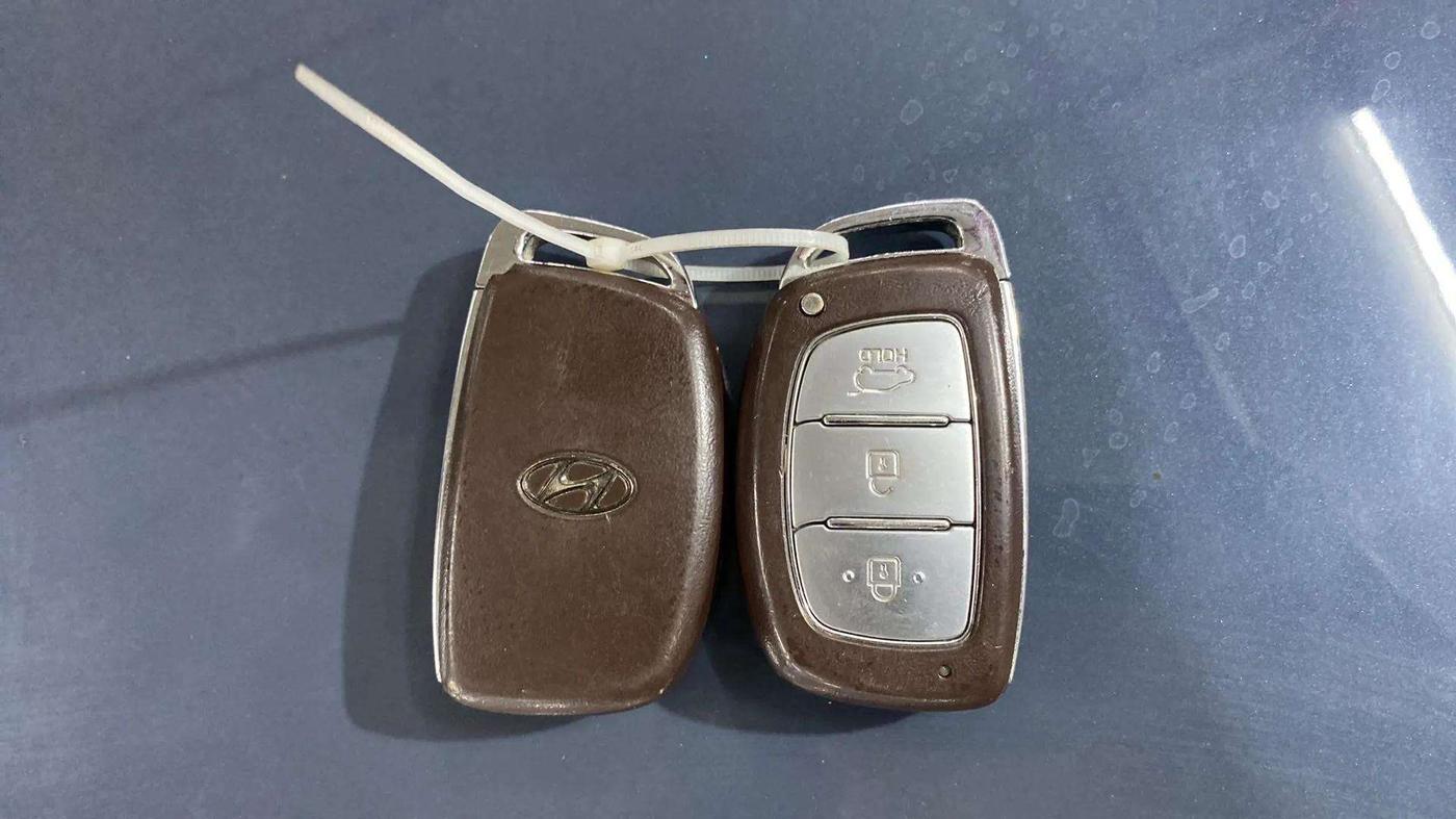 2017 Hyundai Creta SX PLUS AT 1.6 PETROL, Petrol, Automatic, 66,224 km, Key Close Up