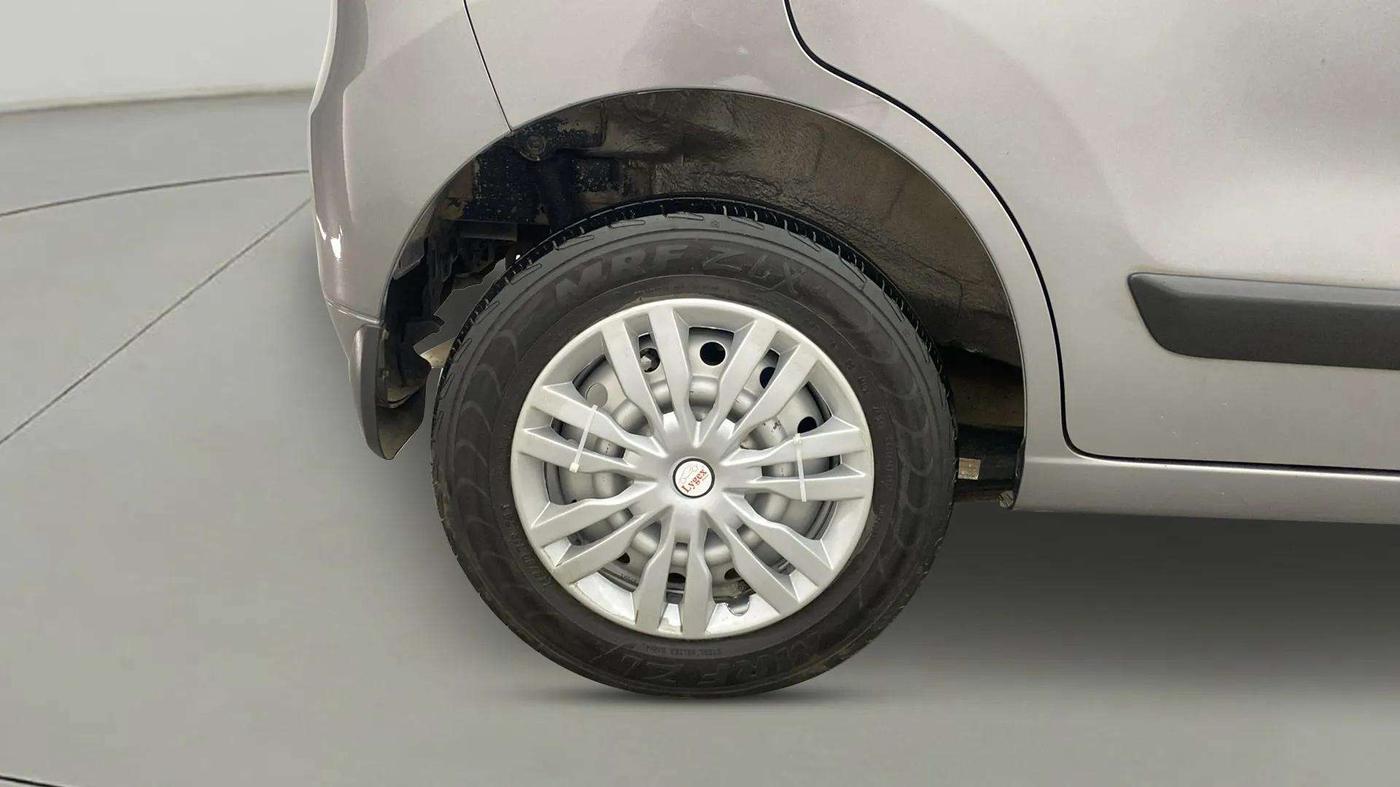 2018 Maruti Wagon R 1.0 LXI CNG, CNG, Manual, 84,235 km, Right Rear Wheel