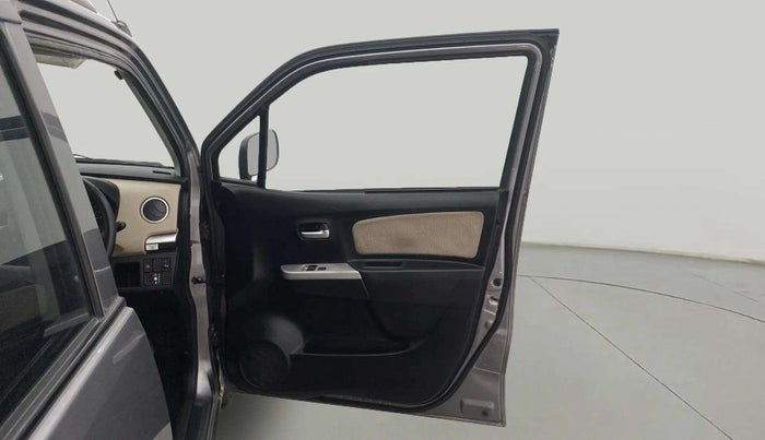 2018 Maruti Wagon R 1.0 LXI CNG, CNG, Manual, 84,235 km, RHS Front Door