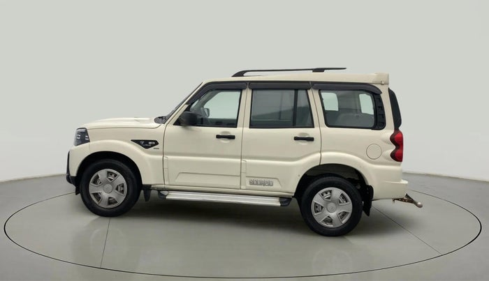 2022 Mahindra Scorpio S5, Diesel, Manual, 29,752 km, Left Side