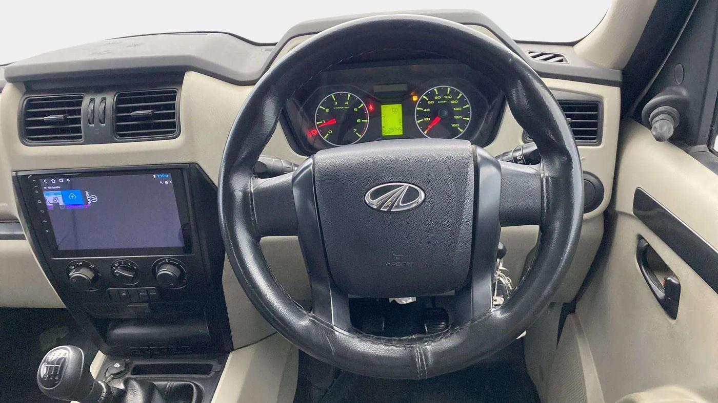 2022 Mahindra Scorpio S5, Diesel, Manual, 29,843 km, Steering Wheel Close Up