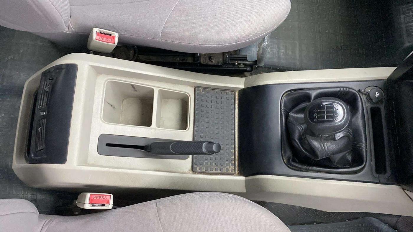 2022 Mahindra Scorpio S5, Diesel, Manual, 29,843 km, Gear Lever