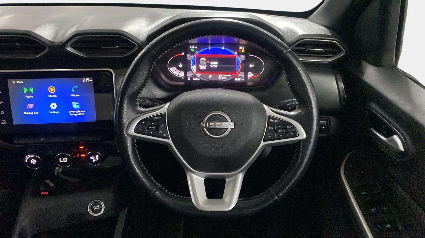 2022 Nissan MAGNITE XV PREMIUM TURBO CVT, Petrol, Automatic, 19,790 km, Steering Wheel Close Up