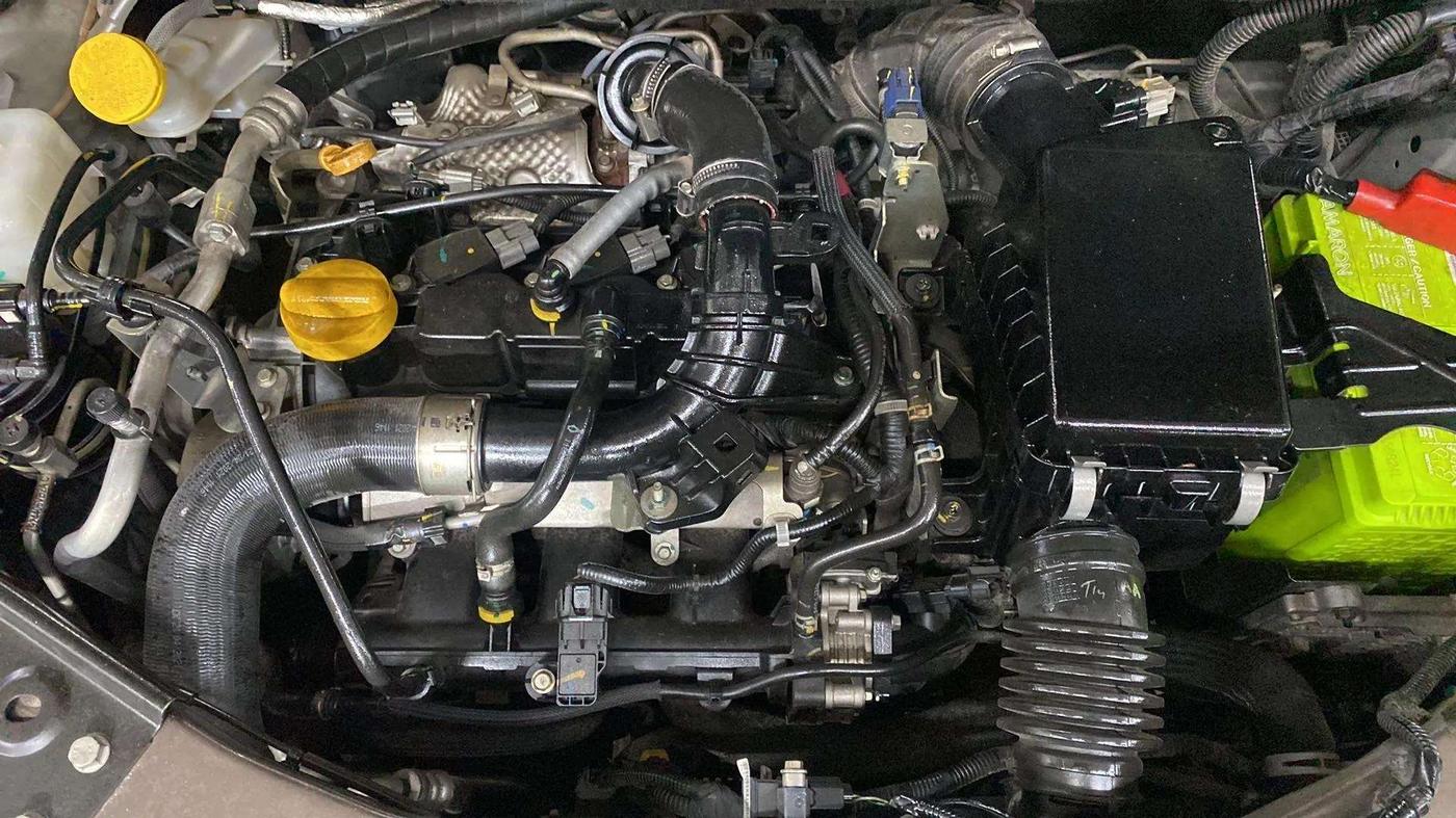 2022 Nissan MAGNITE XV PREMIUM TURBO CVT, Petrol, Automatic, 19,790 km, Open Bonet