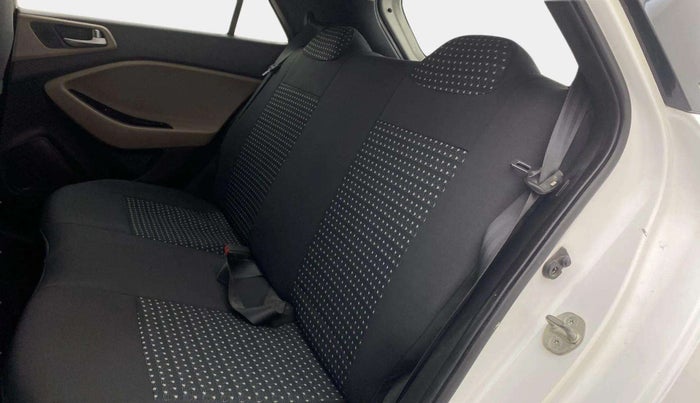 2019 Hyundai Elite i20 SPORTZ PLUS 1.4 CRDI, Diesel, Manual, 87,882 km, Right Side Rear Door Cabin