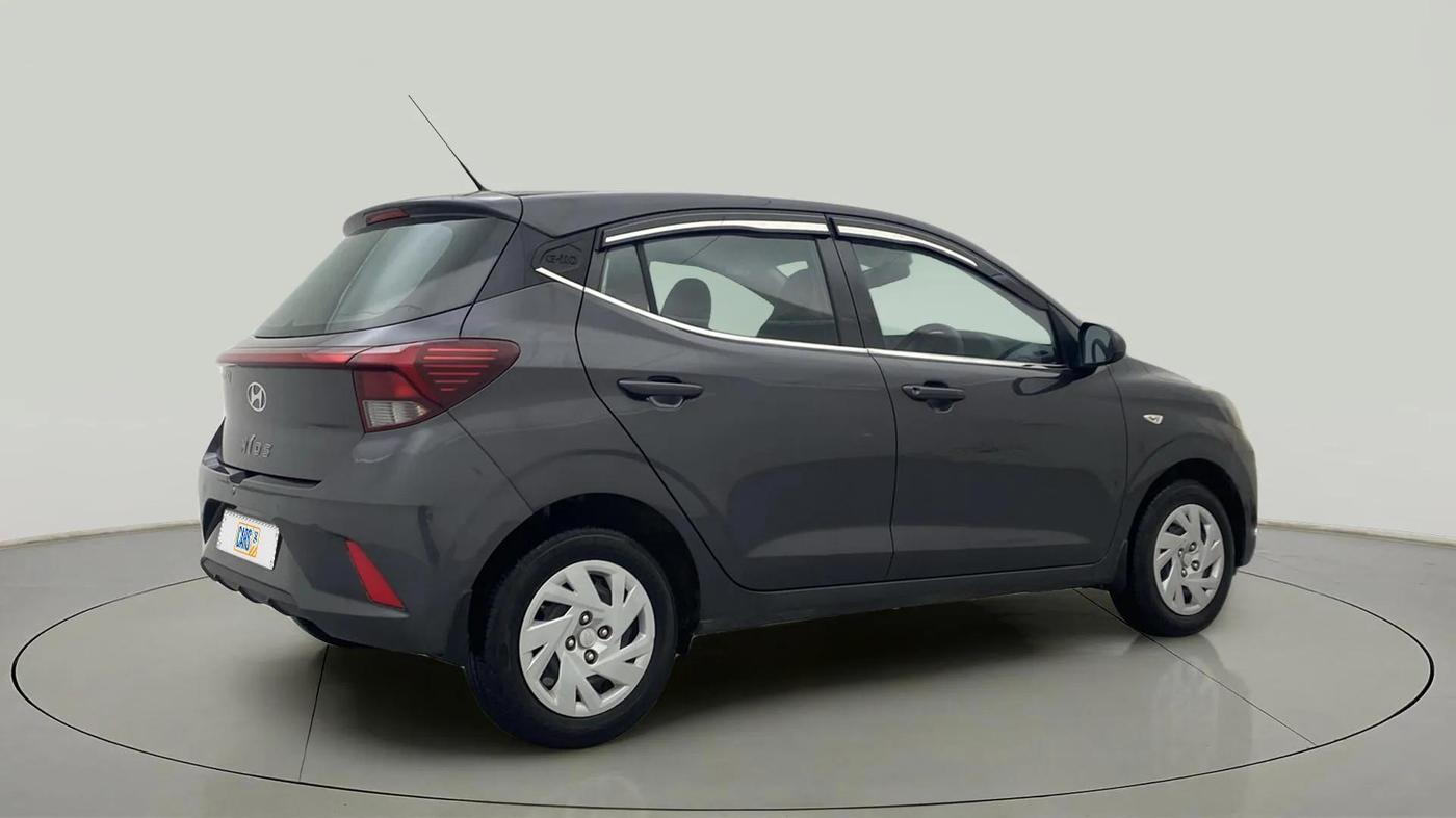 2023 Hyundai GRAND I10 NIOS MAGNA 1.2 KAPPA VTVT, Petrol, Manual, 31,436 km, Right Back Diagonal