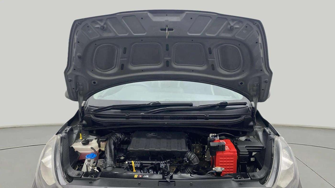 2023 Hyundai GRAND I10 NIOS MAGNA 1.2 KAPPA VTVT, Petrol, Manual, 31,436 km, Open Bonet