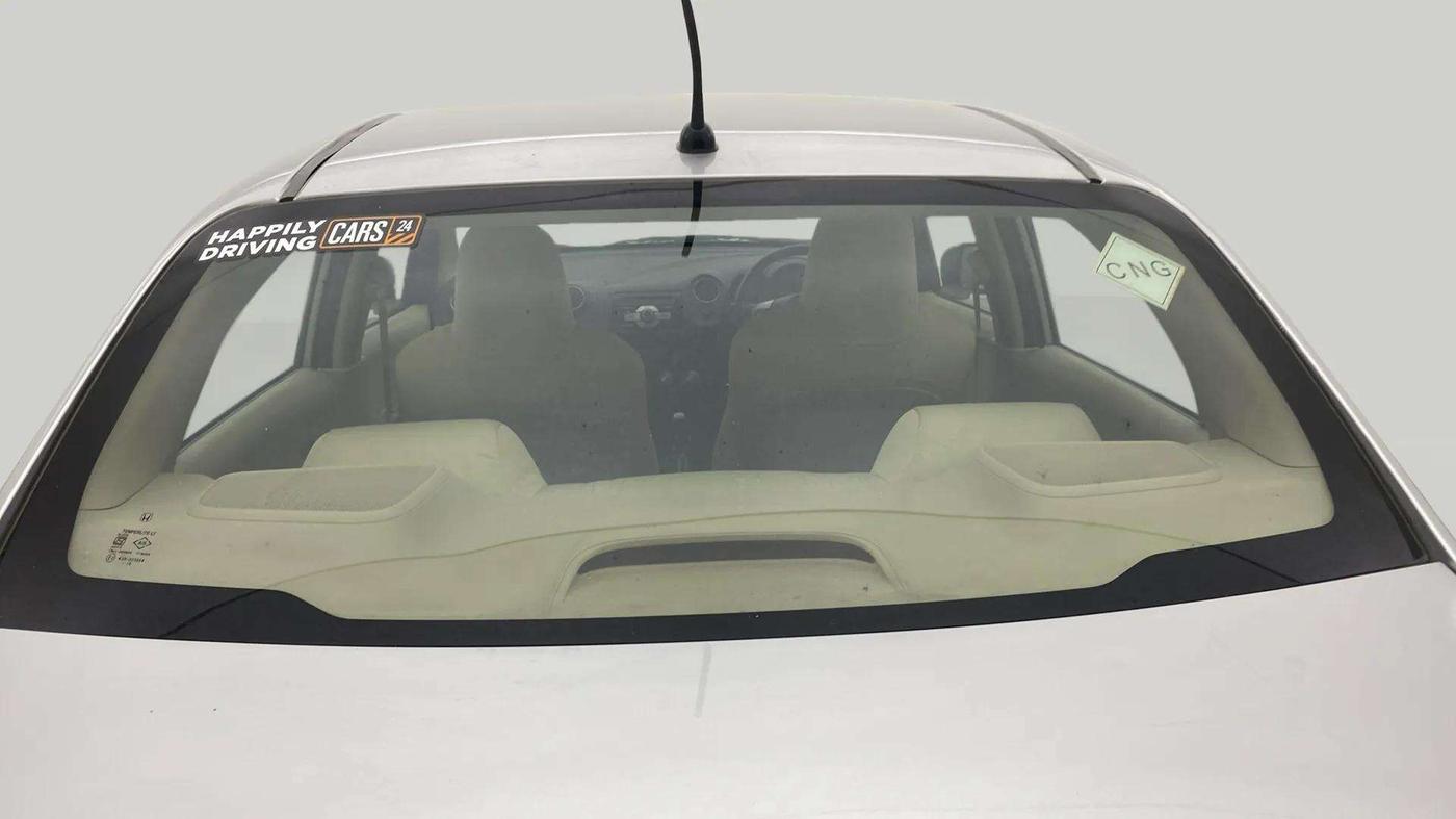 2015 Honda Amaze 1.2L I-VTEC S, CNG, Manual, 99,653 km, Rear Windshield