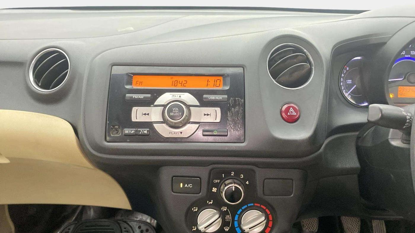 2015 Honda Amaze 1.2L I-VTEC S, CNG, Manual, 99,653 km, Air Conditioner