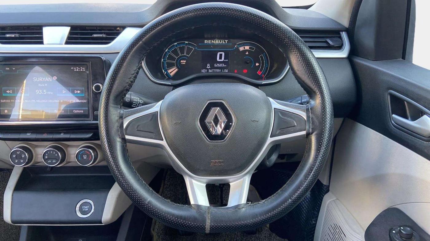 2020 Renault TRIBER RXZ, Petrol, Manual, 62,684 km, Steering Wheel Close Up