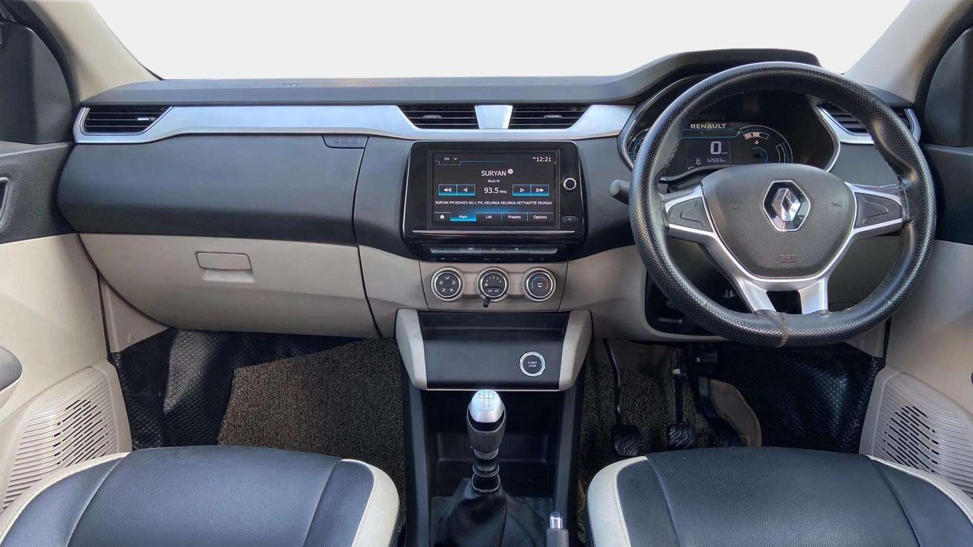 2020 Renault TRIBER RXZ, Petrol, Manual, 62,684 km, Dashboard