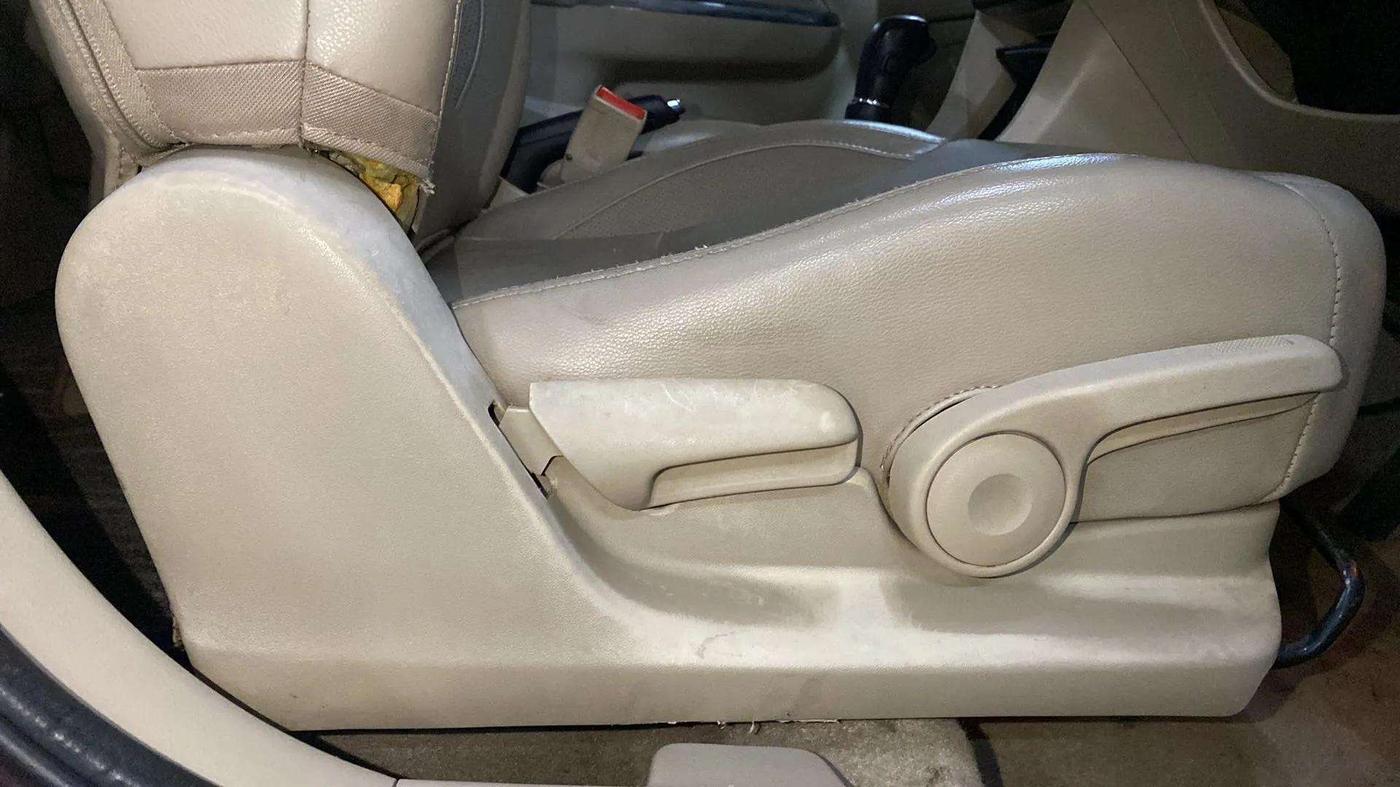 2017 Maruti Ciaz ALPHA  AT 1.4  PETROL, Petrol, Automatic, 51,911 km, Driver Side Adjustment Panel