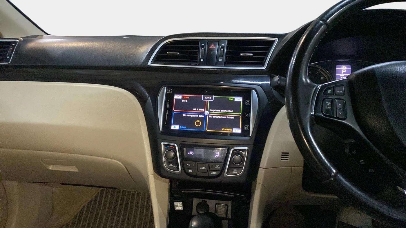 2017 Maruti Ciaz ALPHA  AT 1.4  PETROL, Petrol, Automatic, 51,911 km, Air Conditioner