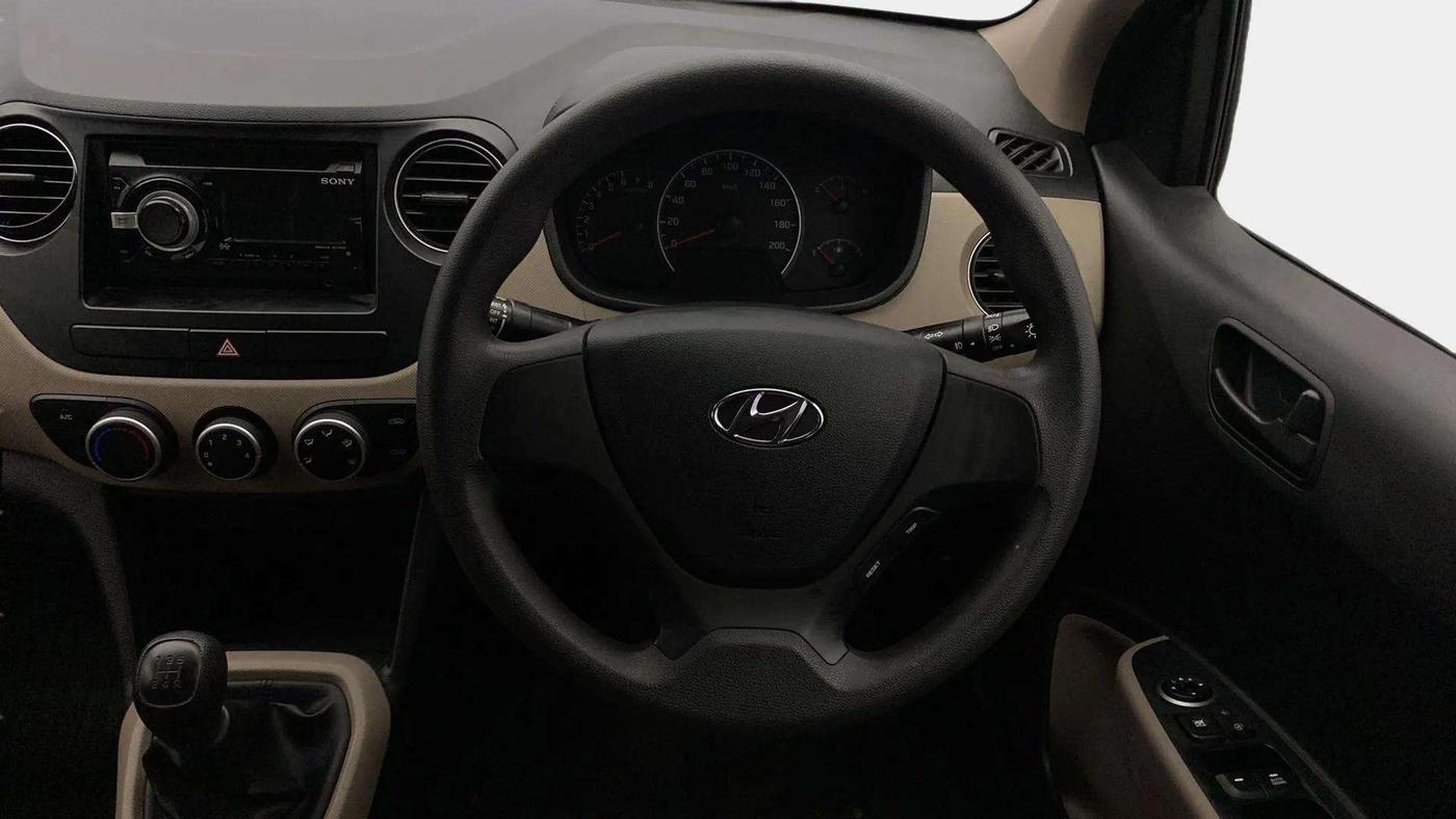 2017 Hyundai Grand i10 MAGNA 1.2 KAPPA VTVT, Petrol, Manual, 6,353 km, Steering Wheel Close Up