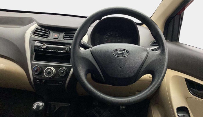 2013 Hyundai Eon ERA +, Petrol, Manual, 99,223 km, Steering Wheel Close Up