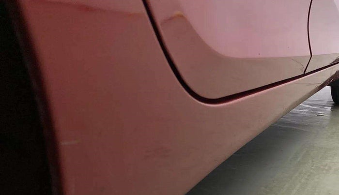 2013 Hyundai Eon ERA +, Petrol, Manual, 99,223 km, Right running board - Minor scratches