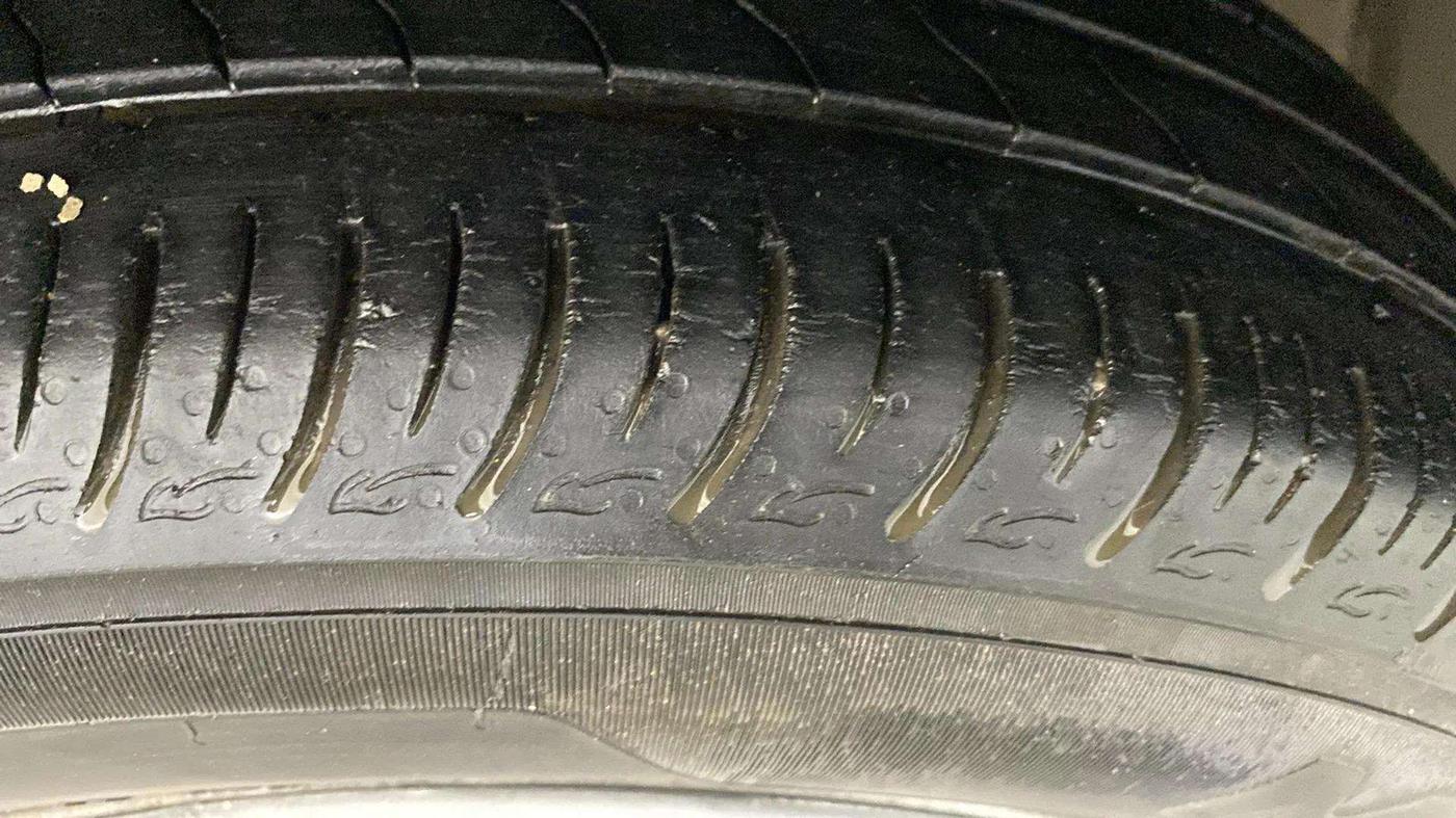 2021 Maruti Baleno SIGMA PETROL 1.2, Petrol, Manual, 51,575 km, Right Front Tyre Tread